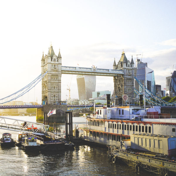 pont de tower bridge avec tamise