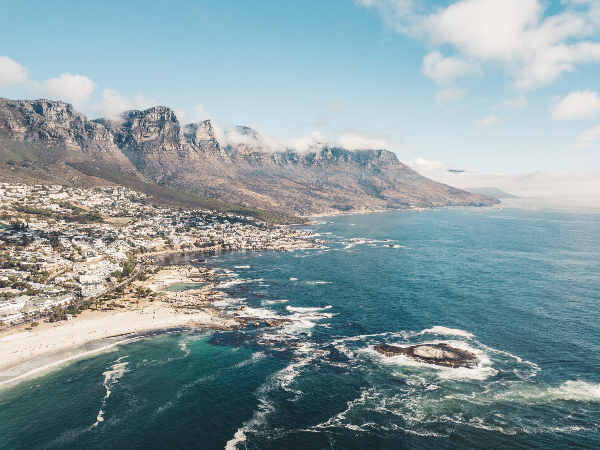 vue sur cape town, septembre mois idéal pour les baleines