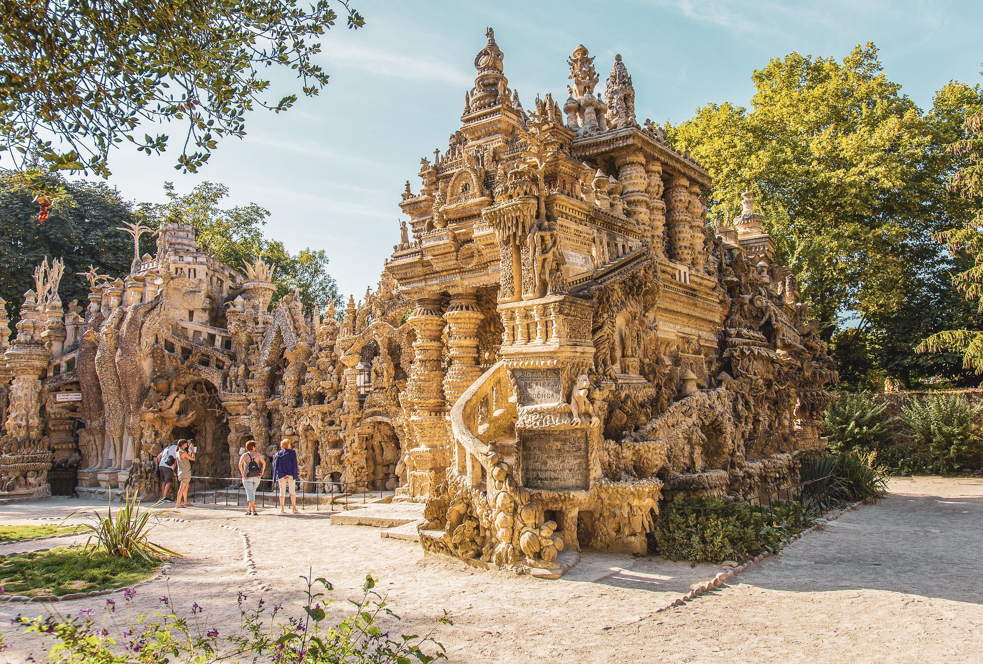 Palais du Facteur Cheval dans la Drome