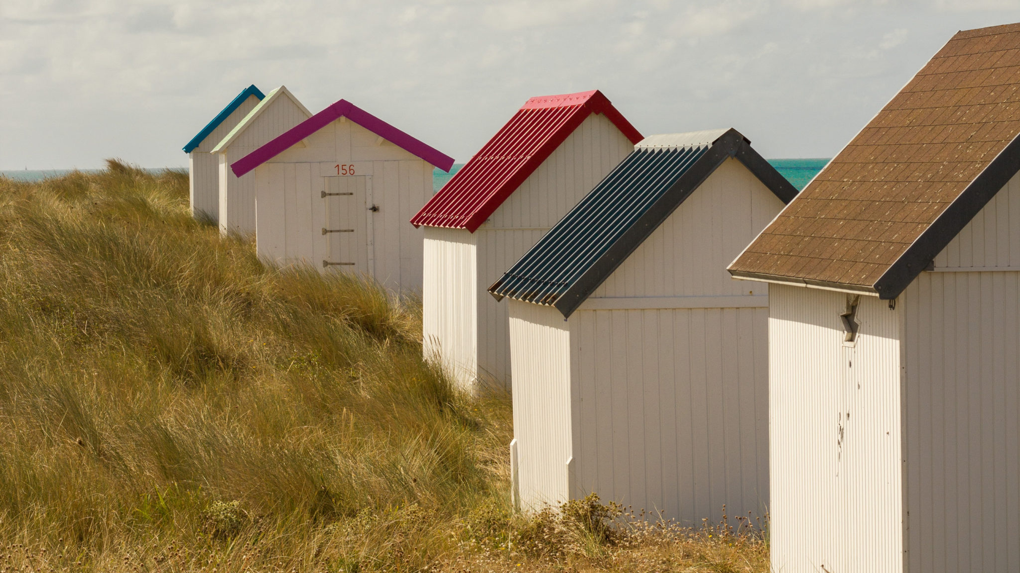 Cabanes de Gouville-sur-Mer dans la Manche en Normandie