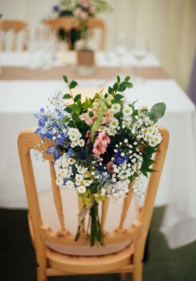 decoration de table champetre avec fleurs des champs