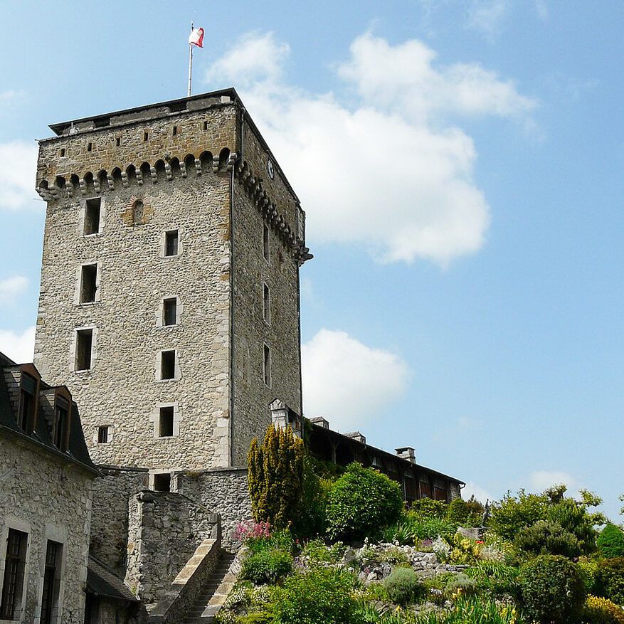 forteresse medievale lourdes